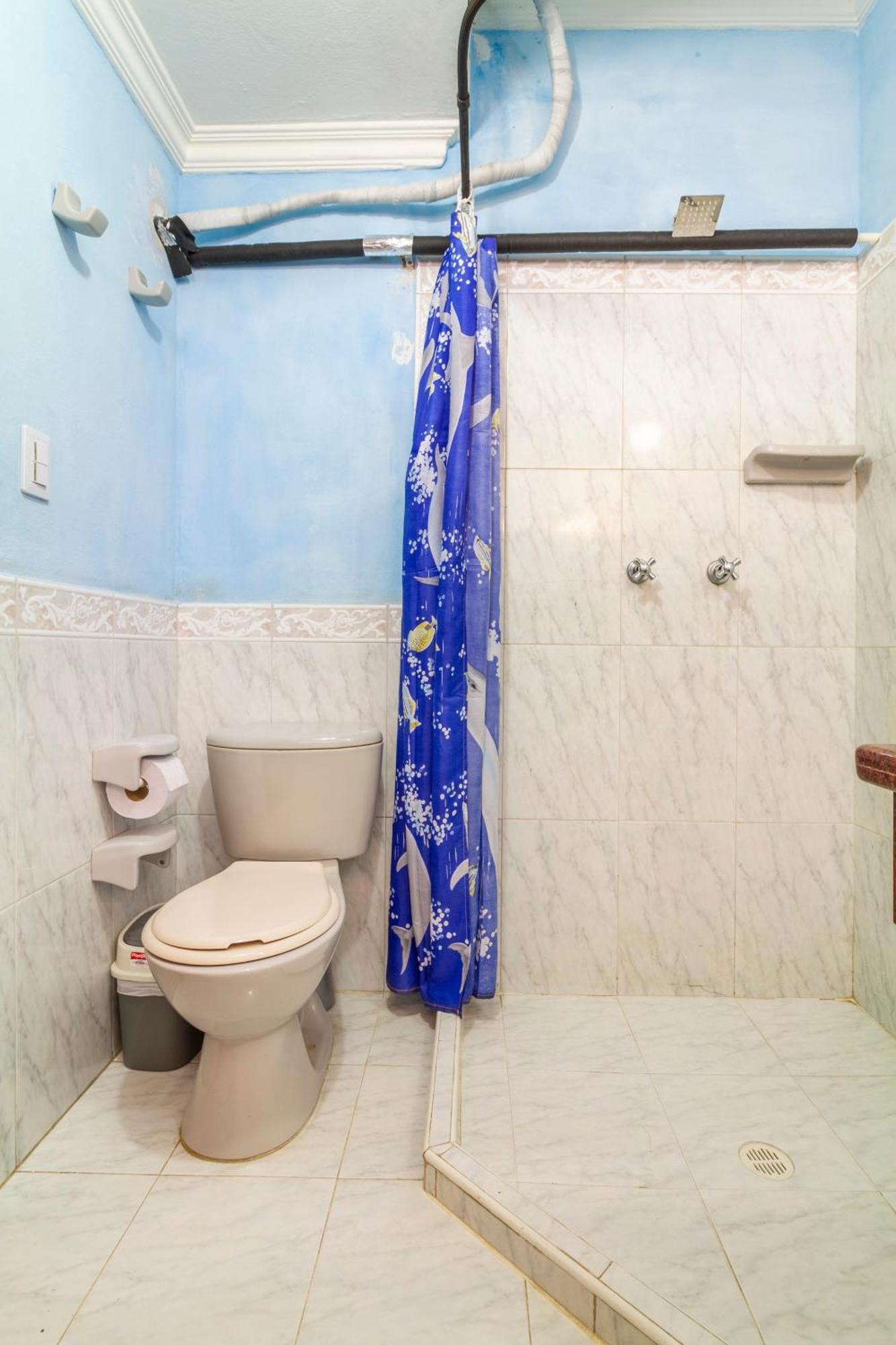 Hostal Cartagonova - Habitaciones Privadas Y Amplias Cerca A Zonas Turisticas Cartagena ภายนอก รูปภาพ