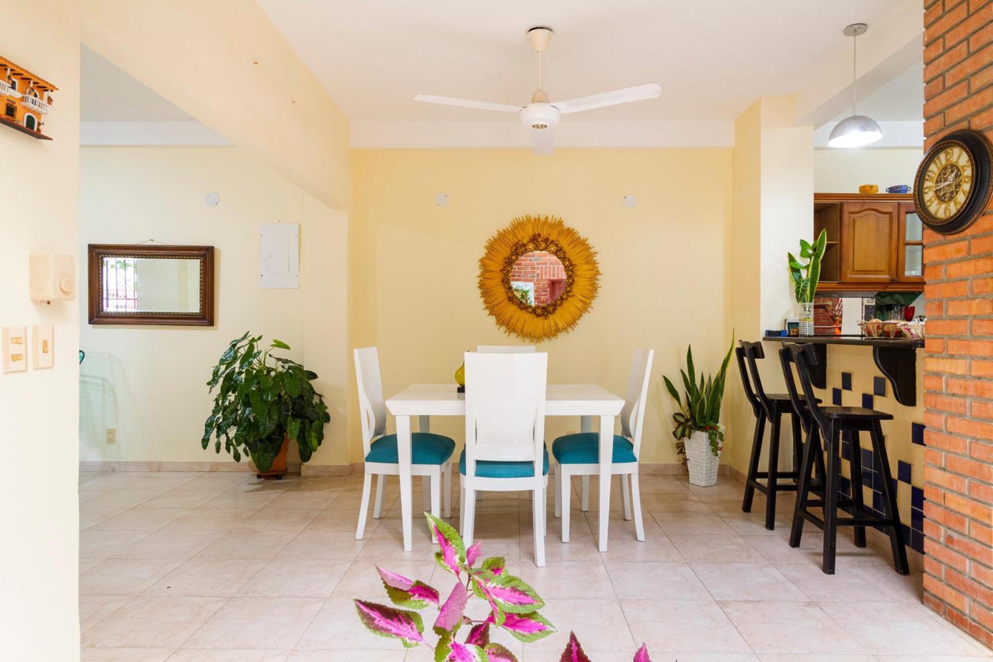 Hostal Cartagonova - Habitaciones Privadas Y Amplias Cerca A Zonas Turisticas Cartagena ภายนอก รูปภาพ