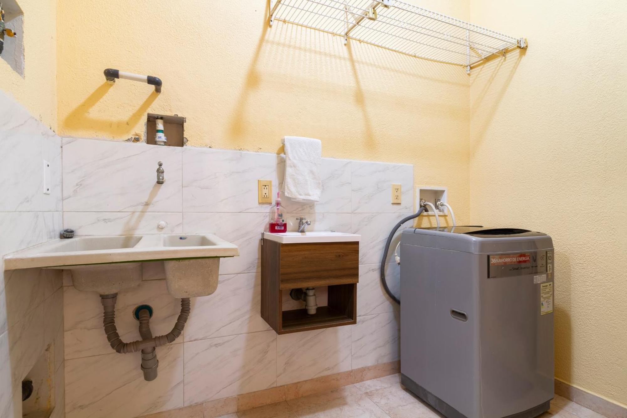 Hostal Cartagonova - Habitaciones Privadas Y Amplias Cerca A Zonas Turisticas Cartagena ภายนอก รูปภาพ