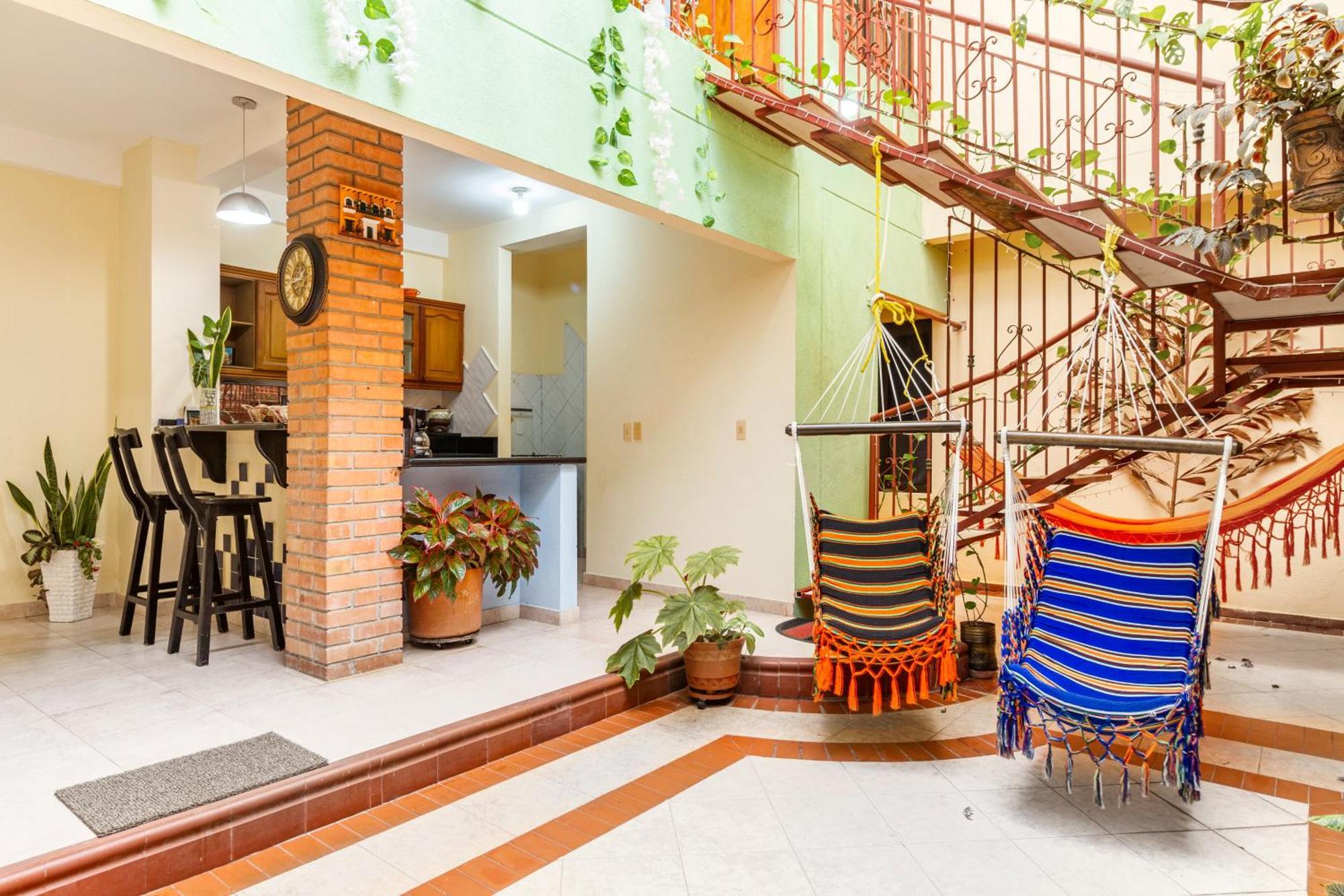 Hostal Cartagonova - Habitaciones Privadas Y Amplias Cerca A Zonas Turisticas Cartagena ภายนอก รูปภาพ