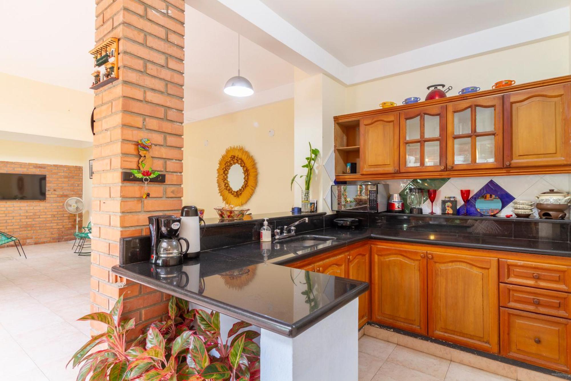 Hostal Cartagonova - Habitaciones Privadas Y Amplias Cerca A Zonas Turisticas Cartagena ภายนอก รูปภาพ